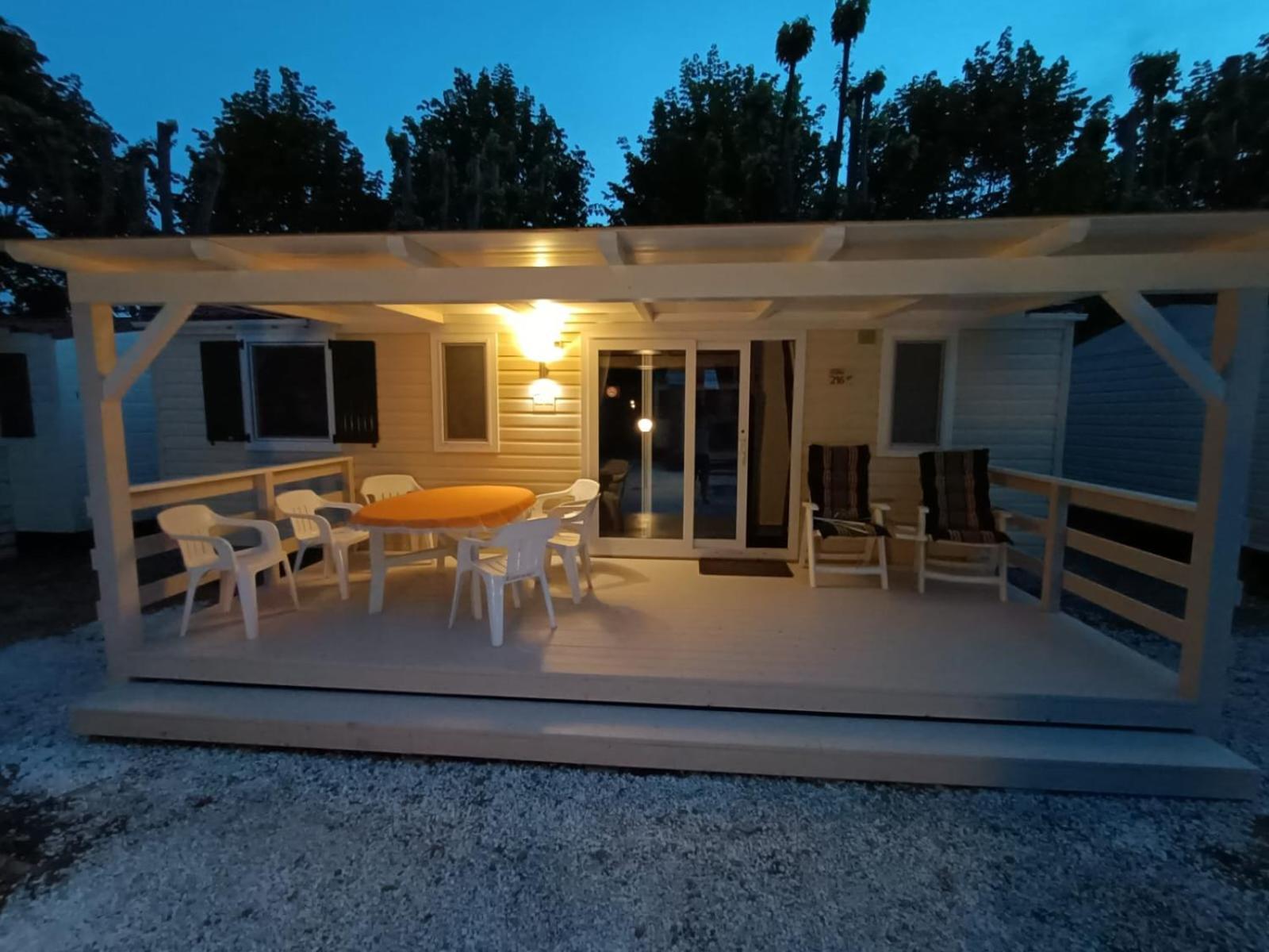 Chalet Camping River Italie Met 2 Slaapkamers Ameglia Dış mekan fotoğraf