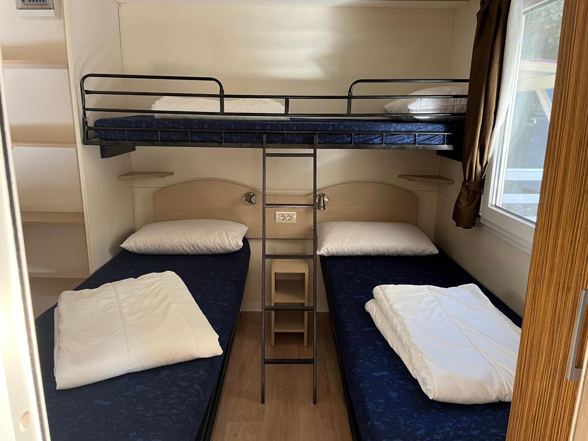 Chalet Camping River Italie Met 2 Slaapkamers Ameglia Dış mekan fotoğraf